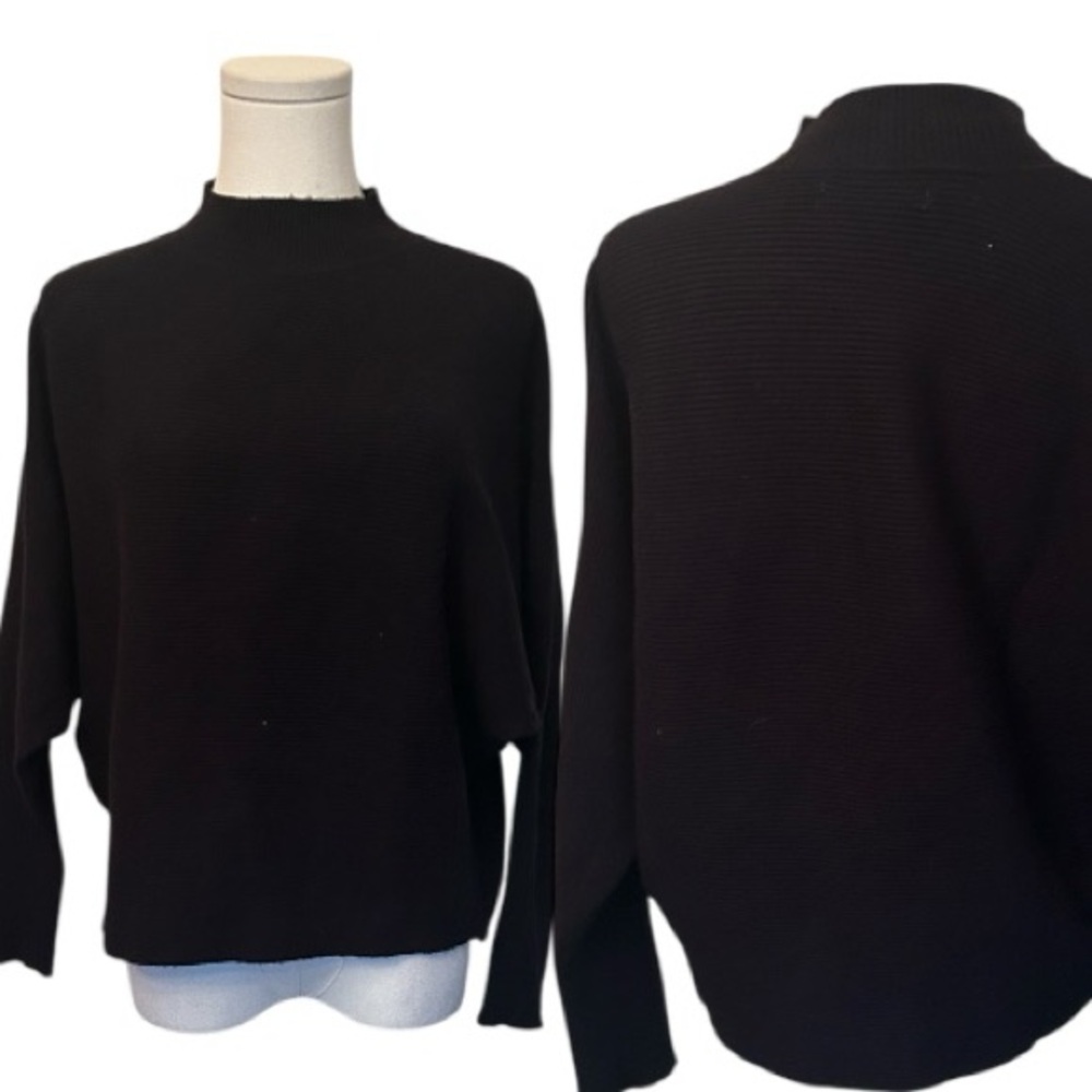 ACTIVE USA Black Knit Sweater size large